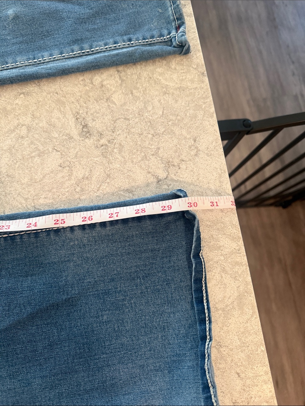 True Religion Becca Mid Rise bootcut Jeans Signature Back red Stitch - Picture 4 of 5